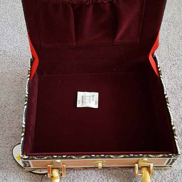 Cigar box purse. New with tags - Picture 3 of 3